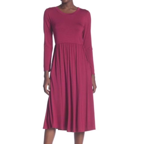 West Kei Dresses & Skirts - West Kei Long Sleeve Knit Midi Dress Pockets Boatneck Pleated